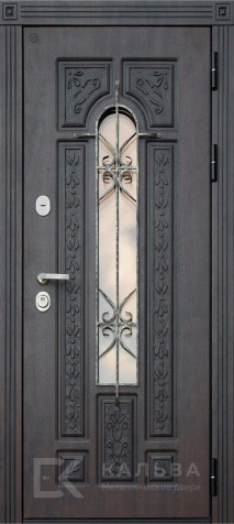 Фото «Железная тёмная дверь с матовым стеклом и кованым узором №410»