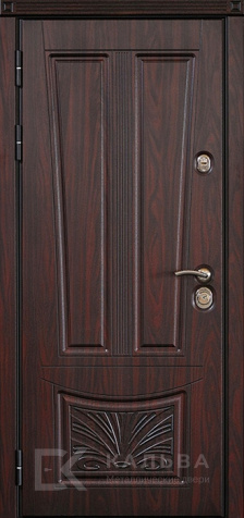 Фото №2 «Металлическая дверь орех и красное дерево классика для квартиры №202»